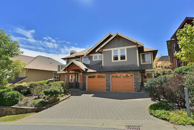 Front of the house from road. 