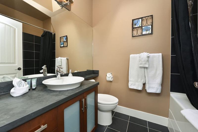 Upper Main level 2nd full bathroom. 
