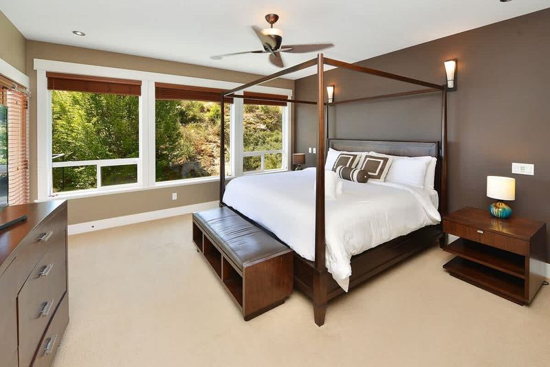 Upper Main level master bedroom with King bed. 