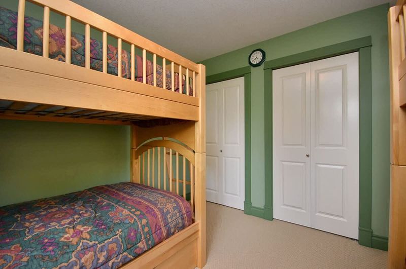 Third bedroom with 2 sets of bunk beds