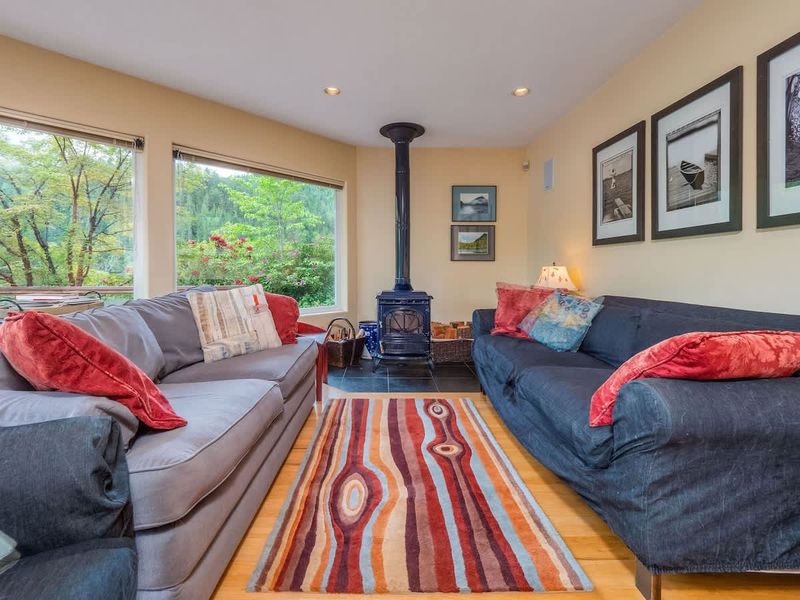 Spacious living room space. 