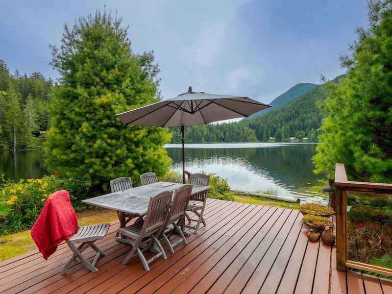Lakeside living spaces are amazing. 