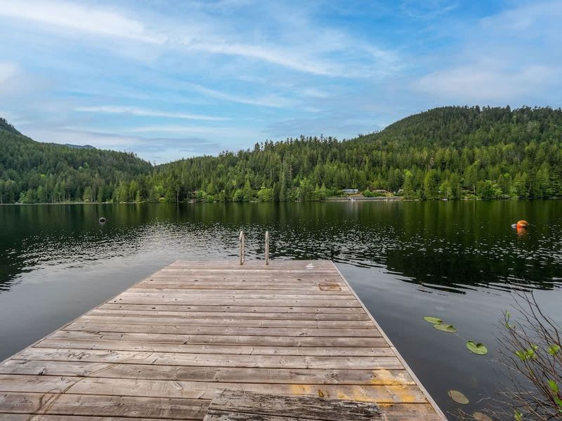 One of the 2 private lakeside docks. 