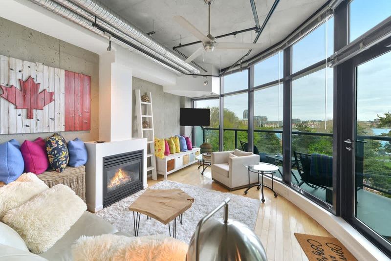 Well appointed and comfortable living room.