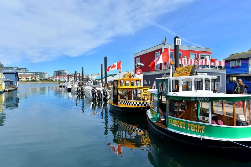 Just steps away from Fisherman's Wharf. 