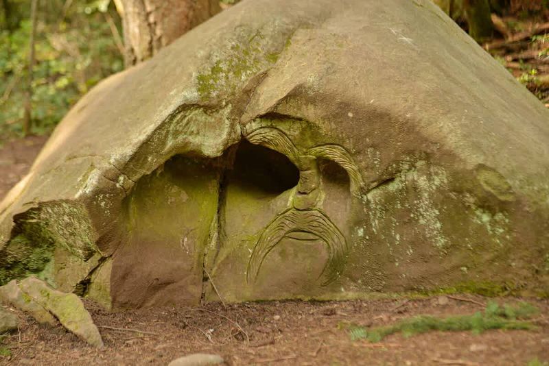 Beautiful Cable Bay Trail just a short walk away.
