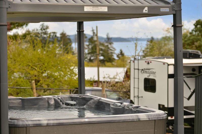 Hot tub living at its best.