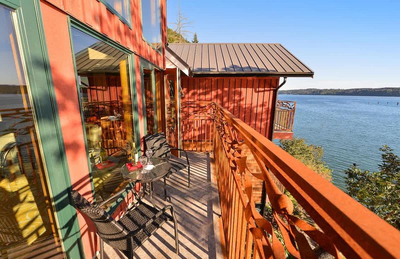 Main balcony with sweeping Bay Views and ornate kelp rails.