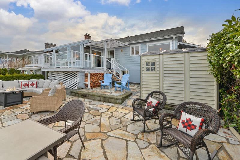 Oceanside patio living.