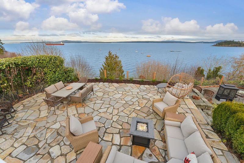 Oceanside patio living.