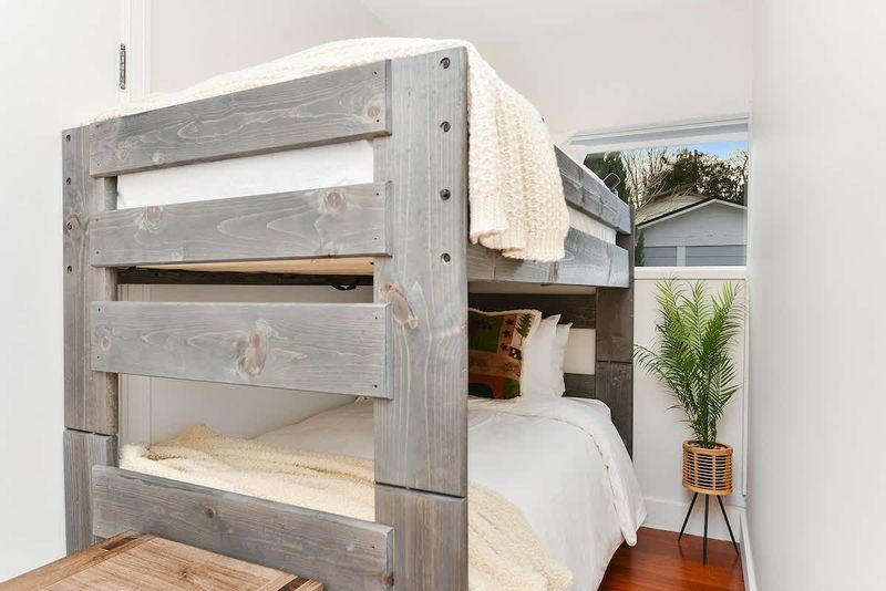 Third bedroom with single bunks.