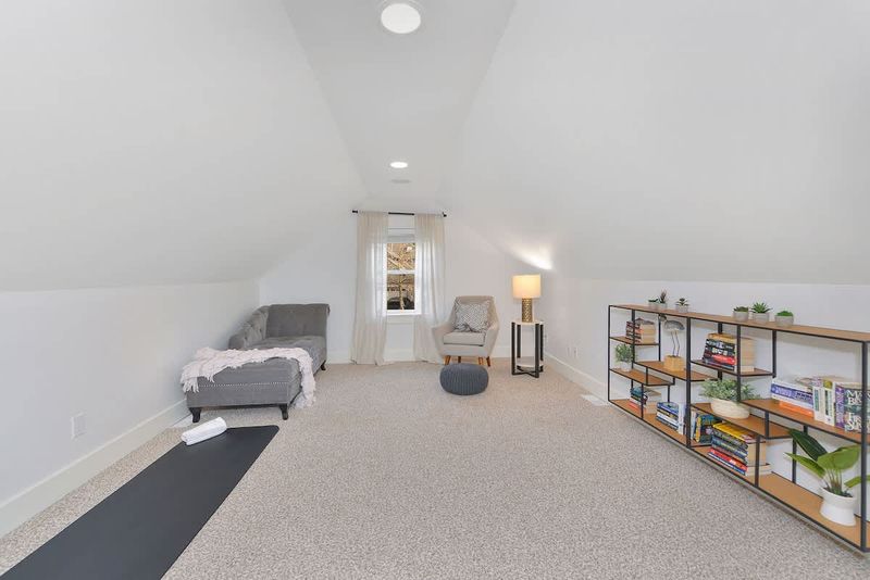 Relaxing loft room can also be used as a Yoga room on the top floor.