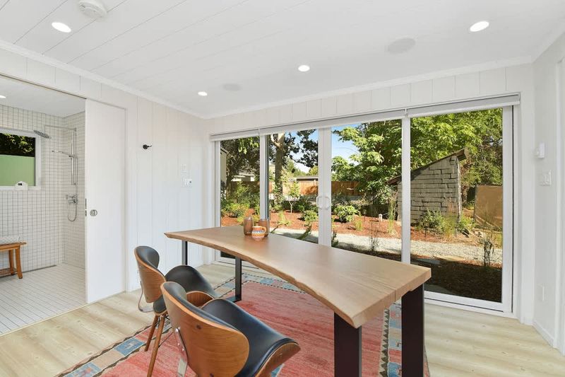 Second private bedroom cottage with king bed and breakfast bar plus coffee and tea bar.