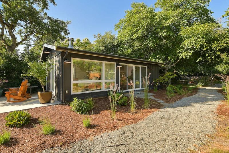 Outside the second private bedroom cottage with king bed and breakfast bar plus coffee and tea bar.