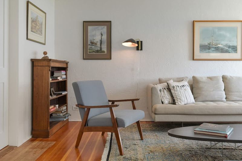 Main cottage living room.