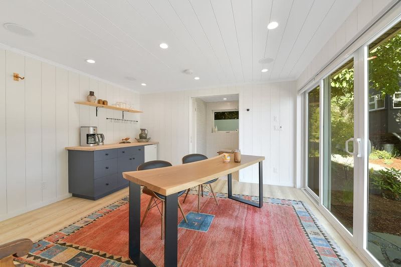 Second private bedroom cottage with king bed and breakfast bar plus coffee and tea bar.