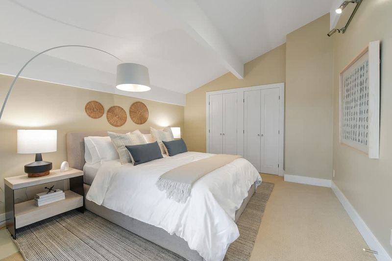 Third bedroom on the upper floor.