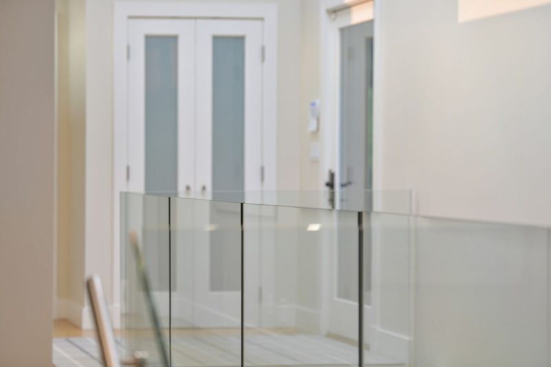 Upper floor has its own entry way.