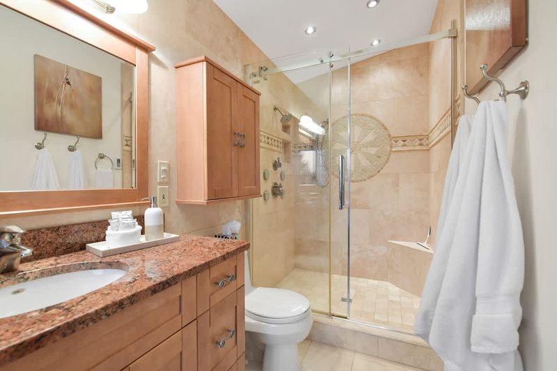 Spacious ensuite