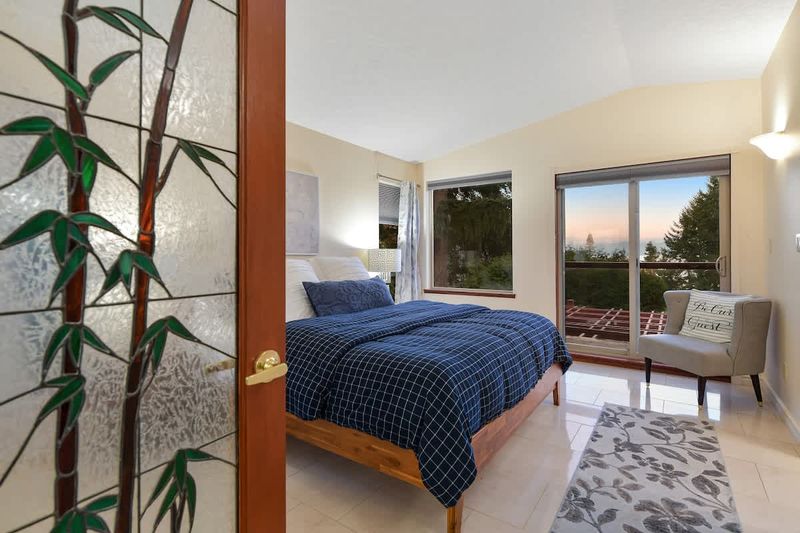 Primary king size room