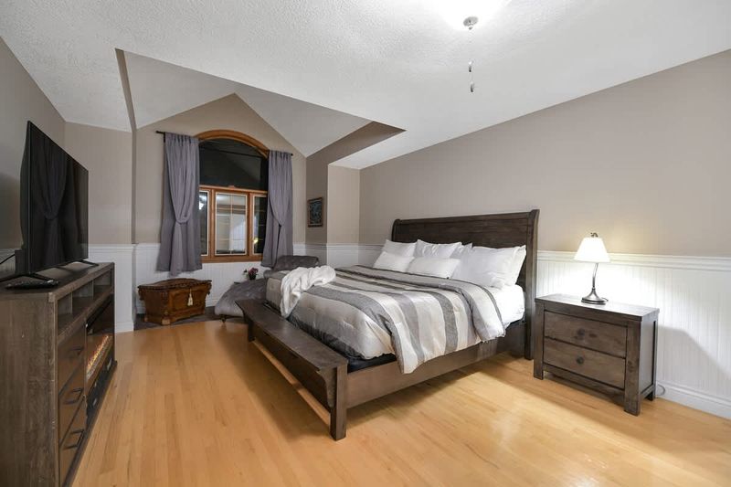 Primary Suite Bedroom