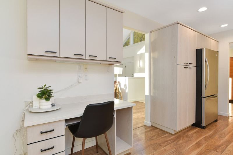 Main level work space.