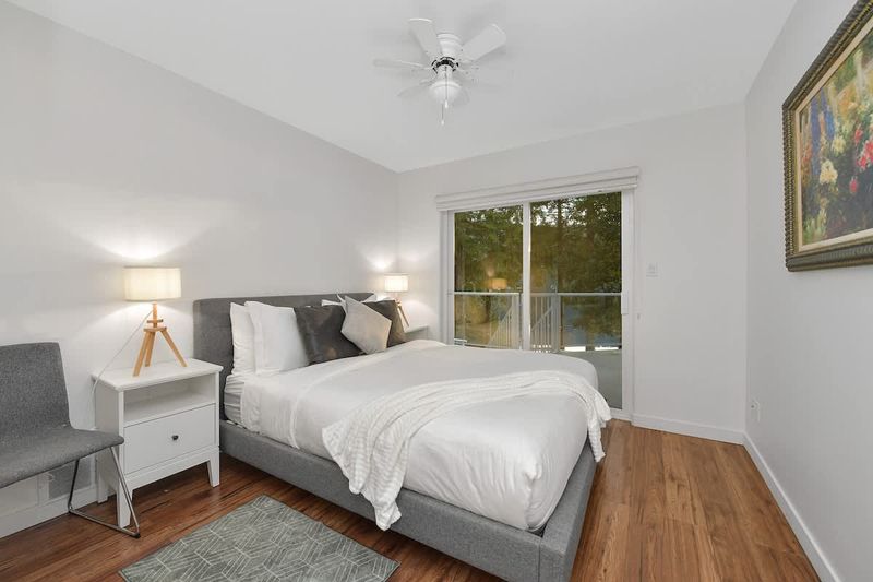 Main Floor Queen Bedroom 2