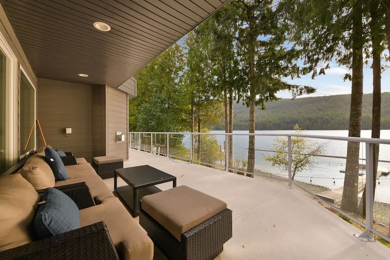 Lots of outdoor living spaces and balconies to enjoy the views.