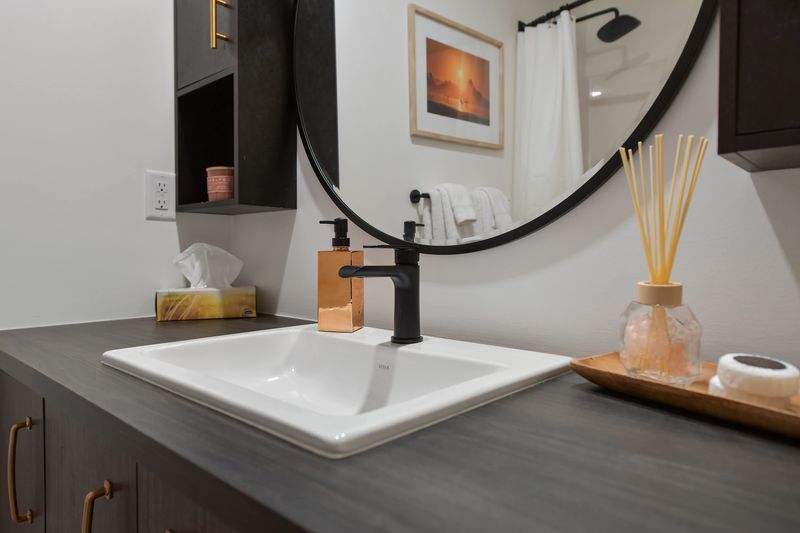 Master Ensuite Bathroom