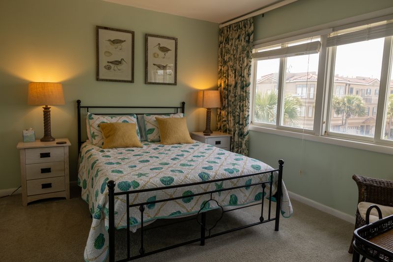 000d34e1 e5ae 422a 9617 55a8a28660af homerunner