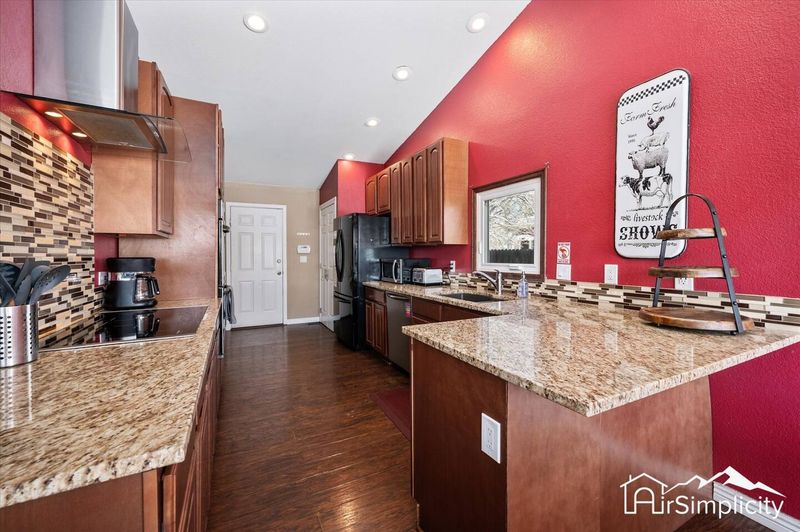 0257e168 35be 41dd 86a3 c36a7c47080a homerunner