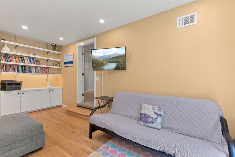 0275cf33 cffd 4ba9 887e b594e5b59aaf homerunner