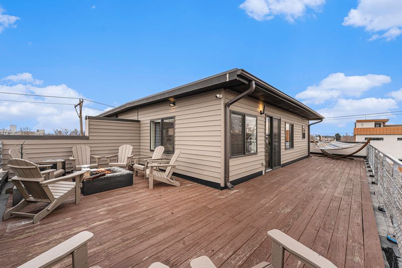 06ab2a52 6831 47cd 8cfe 3beefd0d17bf homerunner