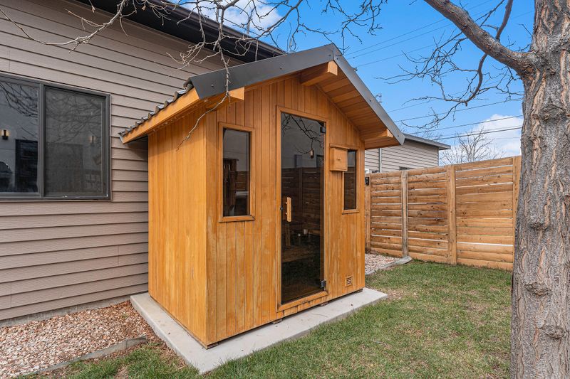 12b0bd63 fd2a 46f3 a1f2 adfe9c049d52 homerunner