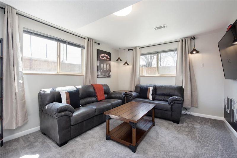 13edf2a5 9caf 4b18 b9e0 670498fe6d03 homerunner