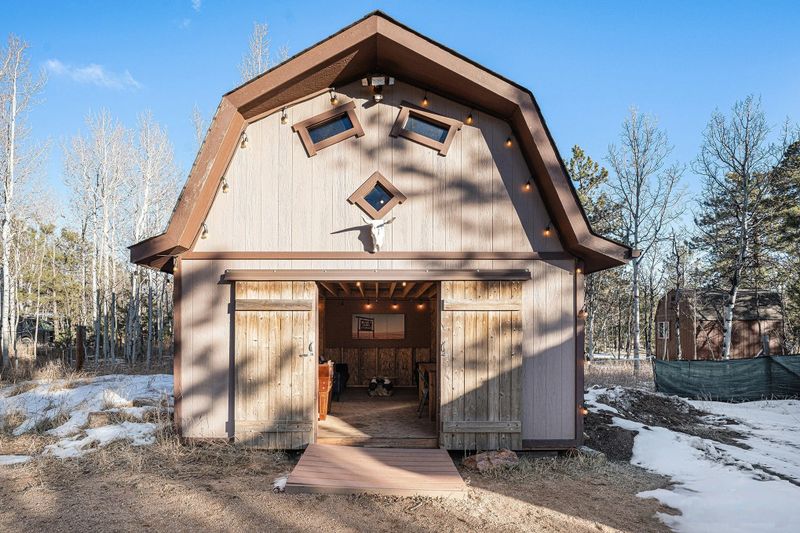 148c39e0 4ccf 4209 97a7 cf3d87c0f5ee homerunner