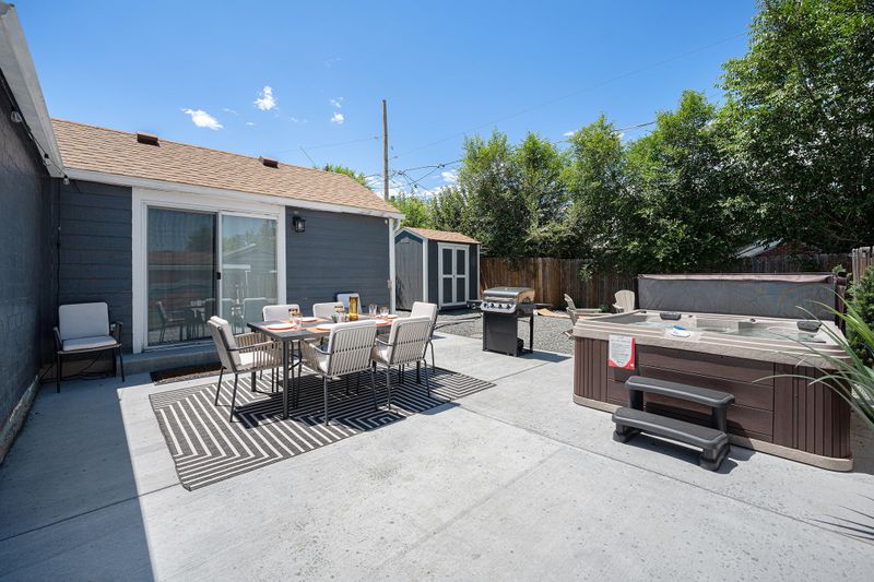 18a4a816 21b6 4d63 8bf0 b5cc830f01e3 homerunner