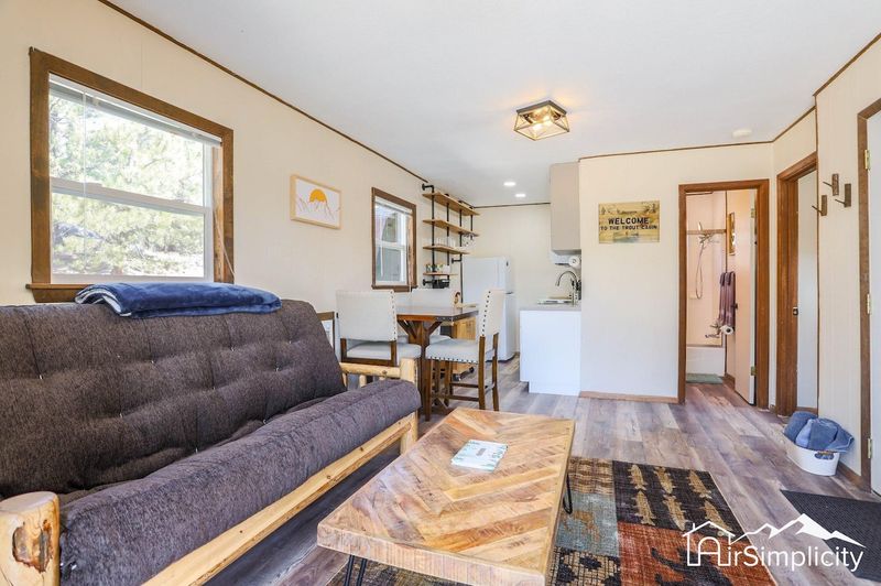 19eb27e3 67d9 43d8 b9fb 98bea98f088d homerunner