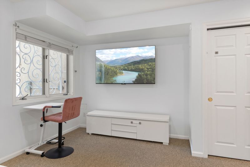 1b7f567c 0e40 4572 8ea6 efc0e05dbc50 homerunner