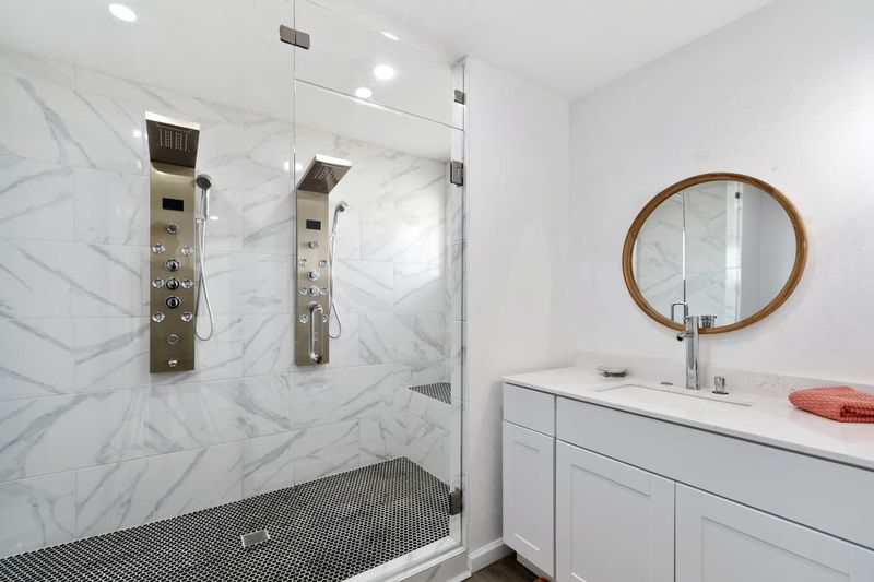 1fb75e98 1573 4852 a782 c8438d52ce60 homerunner