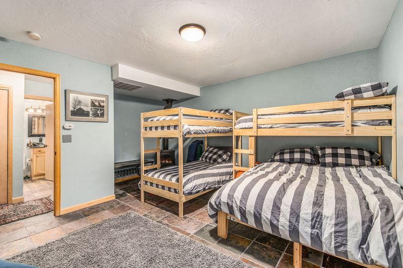 22138932 ad29 411e 91fd 12903e3c57e4 homerunner