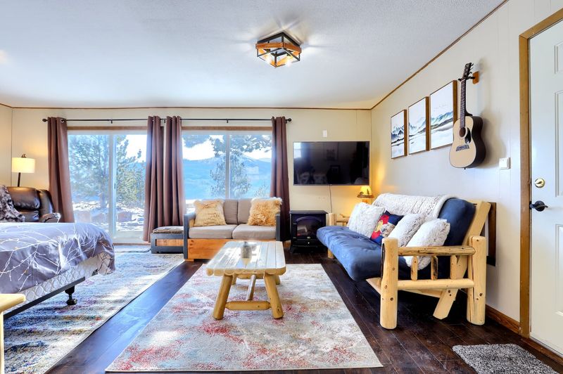 22c065f7 43a2 4d11 b833 4fcded2d2973 homerunner