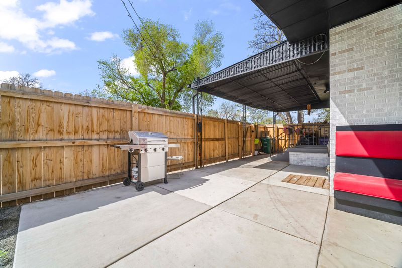 2d01e64f 0f0b 429a aa66 b018de2f2c5e homerunner