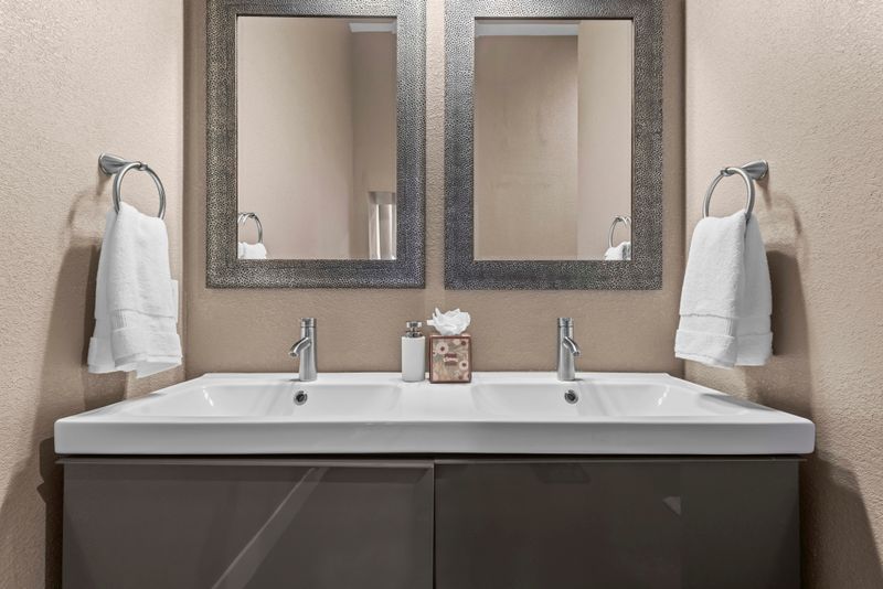 30c2ee4e a7bb 451d ad9b 93cd9fed3280 homerunner