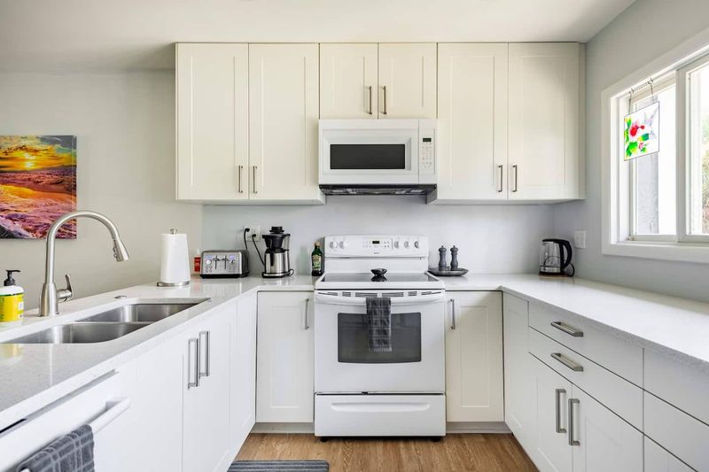 3636e7f9 389c 4034 b6ac 400962f5506a homerunner