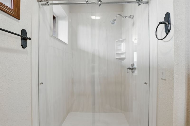 38d33727 7f93 4dd0 8077 c1350d7aa503 homerunner