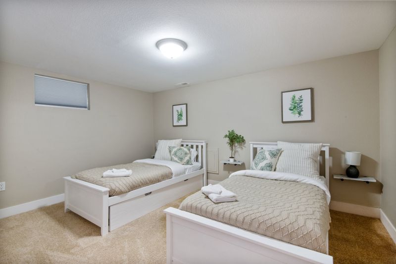 3acf3cd5 a3f6 4ae7 9714 8f2c3f4a88e8 homerunner