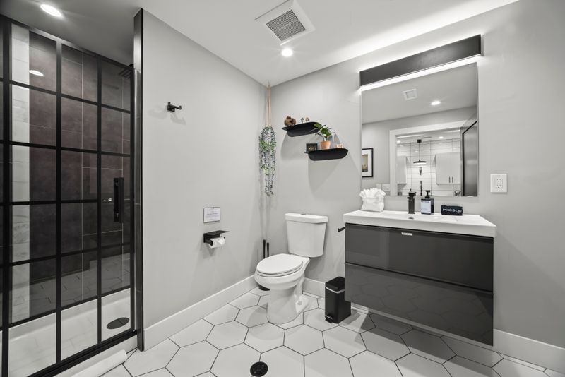 3d200354 ffcf 48ef b739 41d7acc2c4b8 homerunner