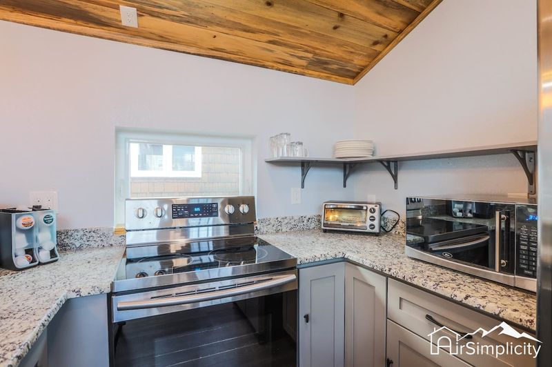 3e800e9a 15e1 4ad3 b788 cfacca637930 homerunner