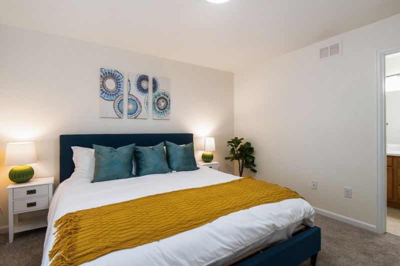 3f7a7383 9d30 485b 8a6a 30f9495b6793 homerunner